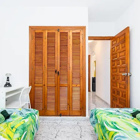 Lomas Playa La Mata Apartment *